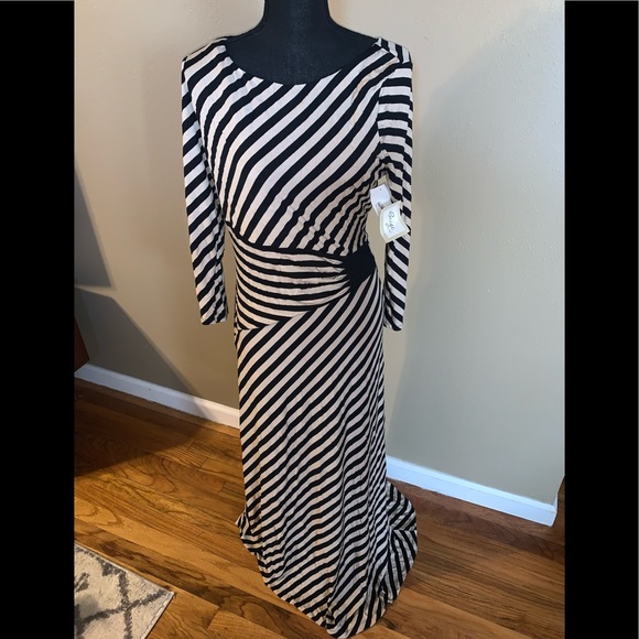 Beige by eci Dresses & Skirts - NWT, Beige by eci Maxi Dress, Womens L $25